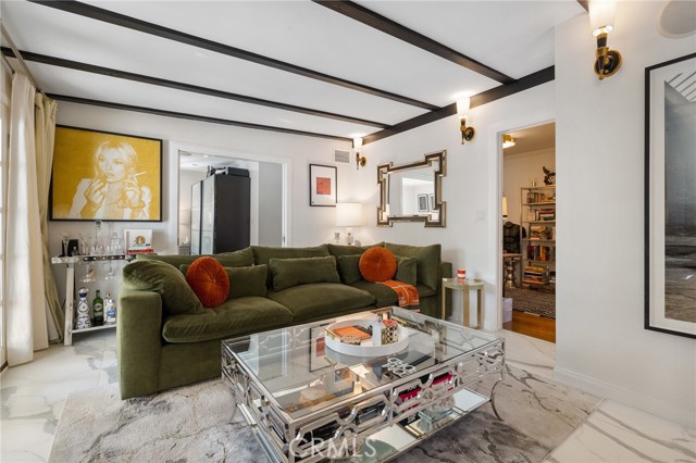 10340 Margate Street, North Hollywood CA: https://media.crmls.org/medias/510fe5bf-c482-4ea5-89c1-6d38318e49a6.jpg