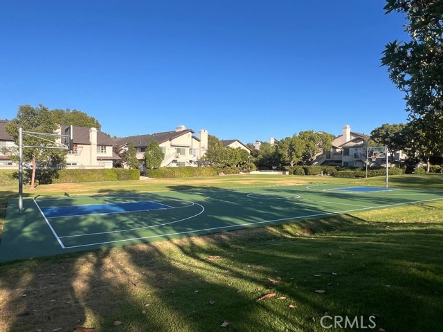 118 Oxford, Irvine CA: https://media.crmls.org/medias/511145d6-d7a1-4b36-950a-0b3d5eb7f204.jpg