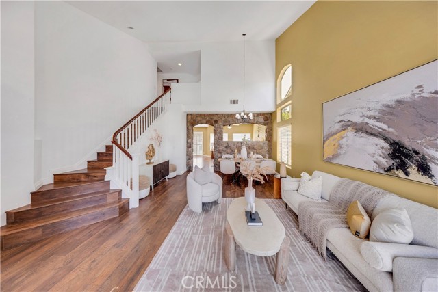 13283 Sunstream Drive, Chino Hills CA: https://media.crmls.org/medias/5113513a-693a-4334-9cbf-8375c92ba421.jpg