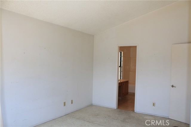 Detail Gallery Image 17 of 26 For 14549 Southwood Dr, Fontana,  CA 92337 - 3 Beds | 2 Baths