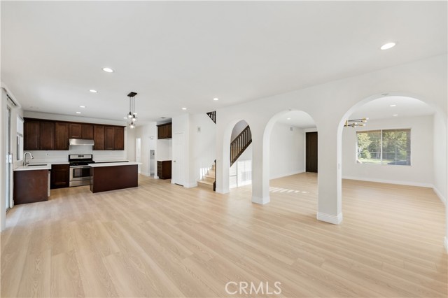 Detail Gallery Image 7 of 22 For 12828 Craig, Rancho Cucamonga,  CA 91739 - 4 Beds | 3 Baths