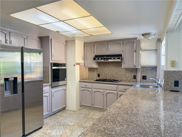 3583 Vernal, Merced CA: https://media.crmls.org/medias/51167f99-63e1-468f-a017-5e21eddf9302.jpg