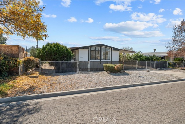 Detail Gallery Image 4 of 39 For 44685 Palm, Hemet,  CA 92544 - 3 Beds | 2 Baths