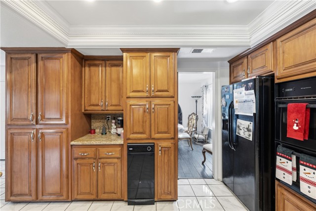 Detail Gallery Image 19 of 40 For 6801 Rycroft, Riverside,  CA 92506 - 4 Beds | 2/1 Baths