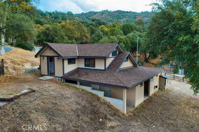 Detail Gallery Image 6 of 75 For 49868 49876 River Falls Way, Oakhurst,  CA 93644 - 4 Beds | 5/1 Baths