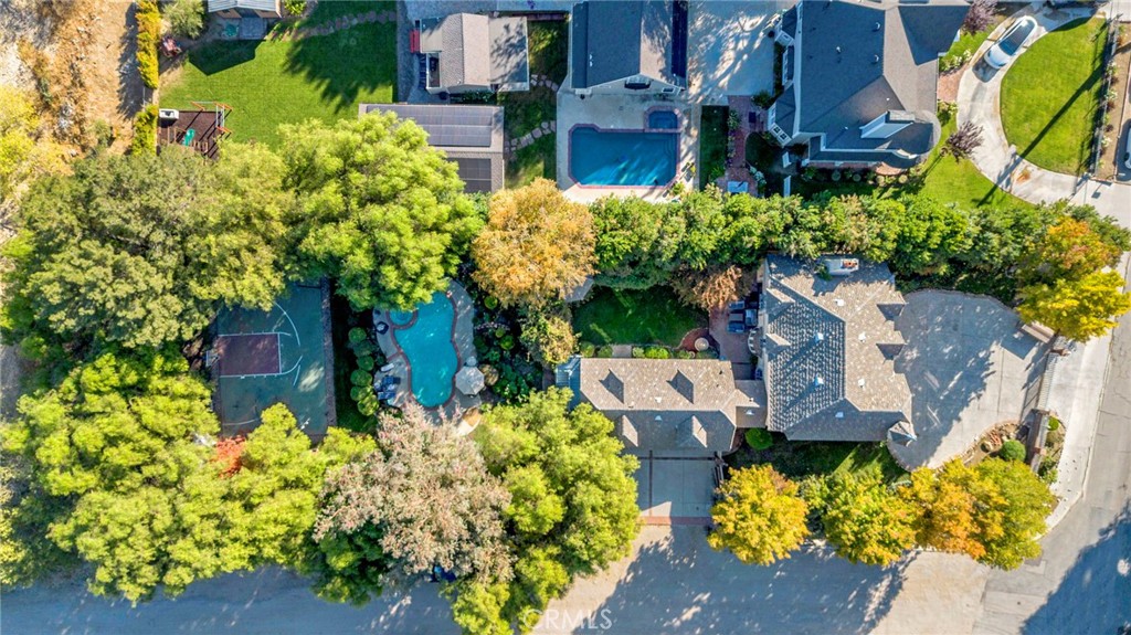 https://media.crmls.org/medias/5118a066-c5d3-409d-a030-24cbc6d8fd66.jpg?preset=X-Large
