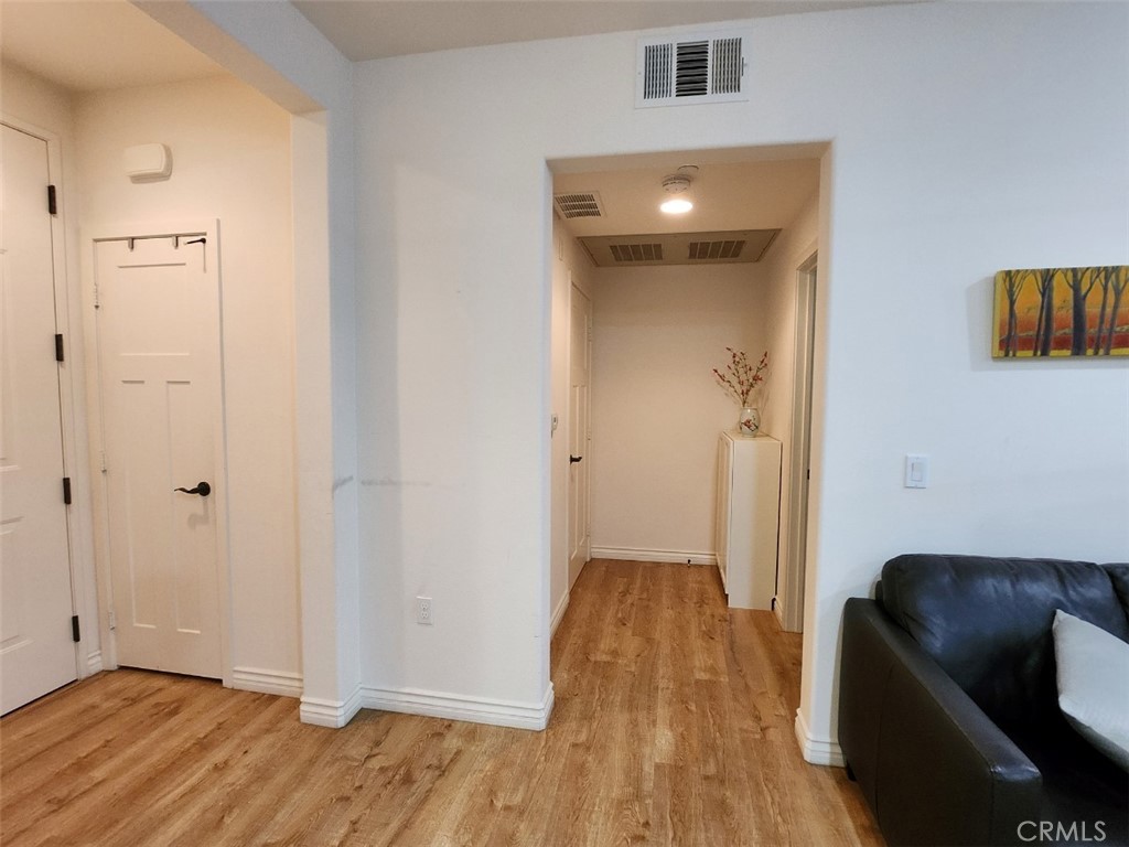 MLS #PW25270025 image #2