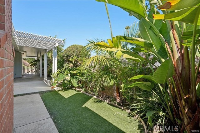 Detail Gallery Image 3 of 20 For 26662 Avenida Shonto, Mission Viejo,  CA 92691 - 3 Beds | 2 Baths