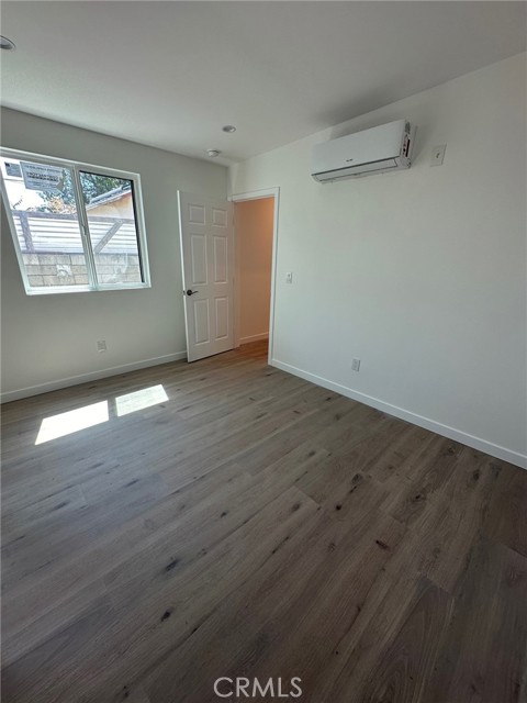 Detail Gallery Image 8 of 8 For 8006 Rhodes #1/2,  North Hollywood,  CA 91605 - 1 Beds | 1 Baths