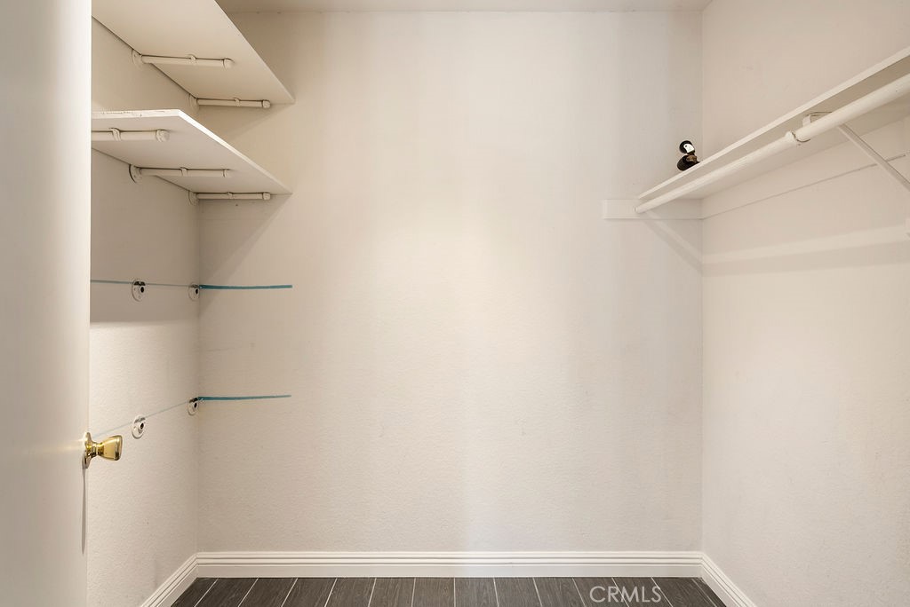 https://media.crmls.org/medias/511a6a38-7621-4e27-bb64-3566c9f439ed.jpg?preset=X-Large