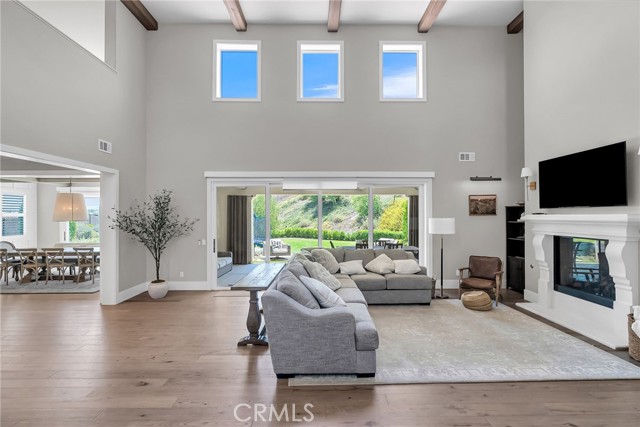 Detail Gallery Image 13 of 19 For 12237 Cortona Pl, Riverside,  CA 92503 - 4 Beds | 4/2 Baths