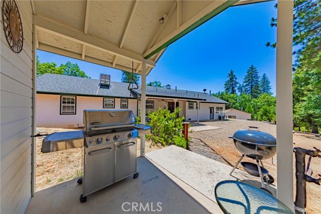 53235 Finegold Creek Court, North Fork CA: https://media.crmls.org/medias/511c6c71-4fec-4128-a3a8-85ca6562cf76.jpg