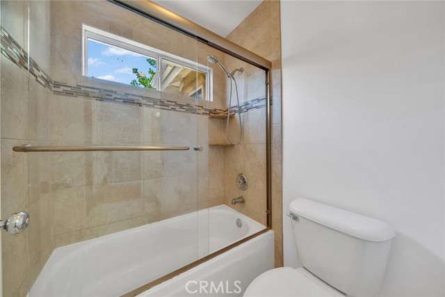 Detail Gallery Image 27 of 33 For 2357 Laurelwood Dr, Thousand Oaks,  CA 91362 - 4 Beds | 3 Baths