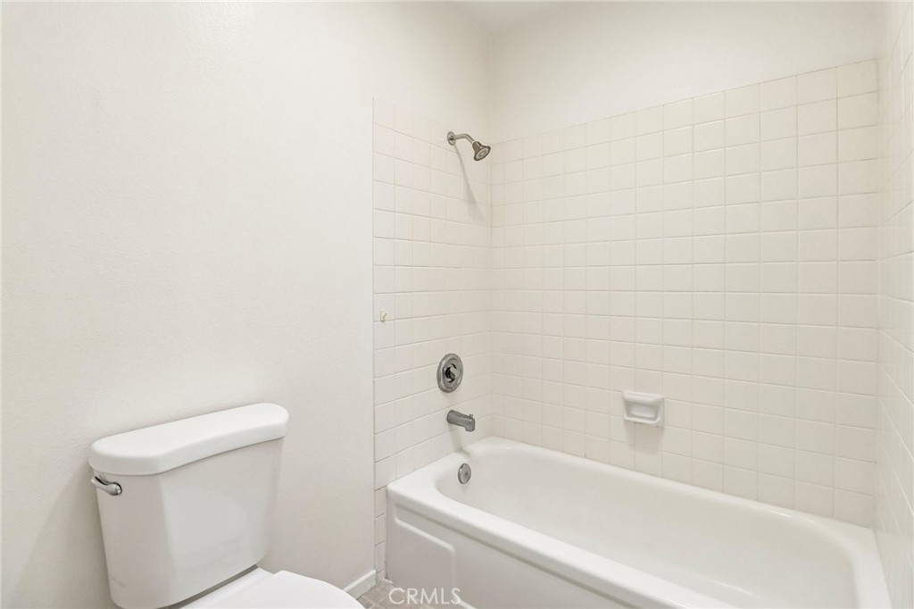 450 W Vermont - photo 18