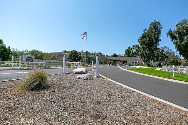 28161 Teton Court, Laguna Niguel CA: https://media.crmls.org/medias/511d121e-9e81-4430-9a47-95cdbd28cf6f.jpg