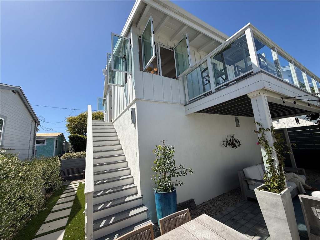 236 La Brea