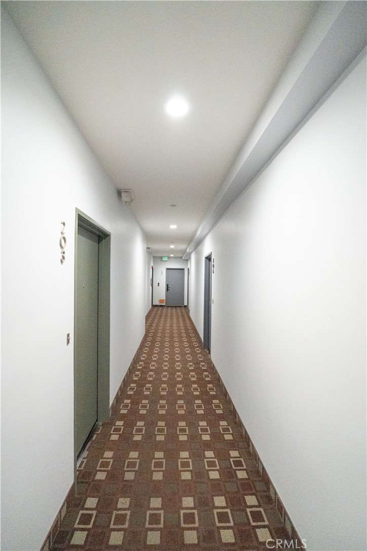 https://media.crmls.org/medias/511f88ac-ccb5-4c26-bcee-de6af10491e5.jpg?preset=X-Large