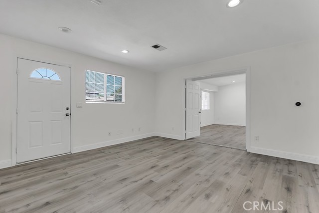 Detail Gallery Image 8 of 16 For 5436 Sylvia, Tarzana,  CA 91356 - 1 Beds | 1 Baths