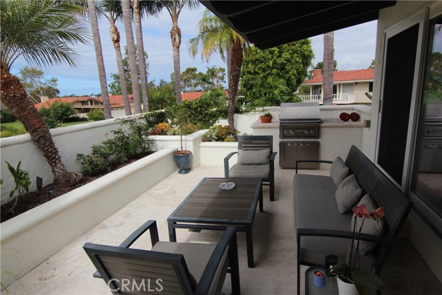 2000 Vista Cajon, Newport Beach CA: https://media.crmls.org/medias/511fae5c-d2d5-492b-8a3b-d0dc3723a51f.jpg