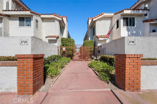 2740 Gramercy Avenue, Torrance CA: https://media.crmls.org/medias/511fc1f2-85d0-44cc-b9ed-f616b72aed7a.jpg