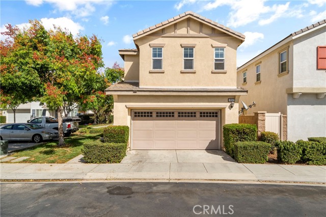 Detail Gallery Image 2 of 52 For 7052 Starry Night Ct, Corona,  CA 92880 - 3 Beds | 2/1 Baths