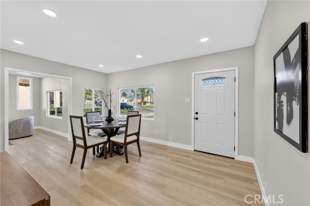 Detail Gallery Image 7 of 39 For 6994 Elmwood, San Bernardino,  CA 92404 - 3 Beds | 2 Baths