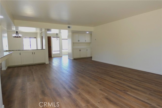 4768 Tiffany Park Circle, Santa Maria CA: https://media.crmls.org/medias/5121318f-b566-4a91-b8b1-b8ef6e01b3df.jpg