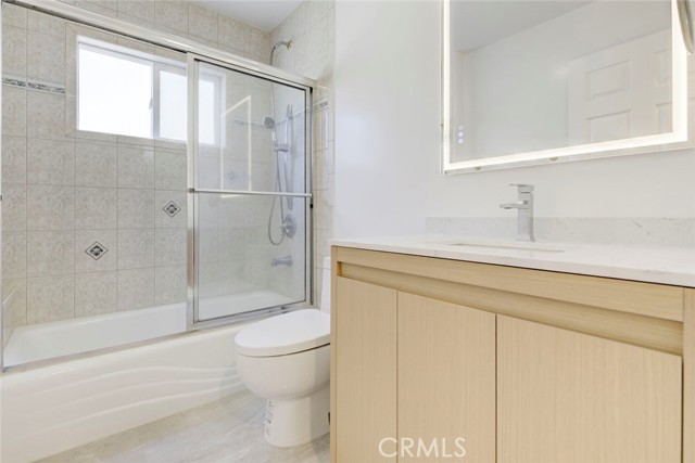 Detail Gallery Image 45 of 59 For 15121 Marlin Pl, Van Nuys,  CA 91405 - 4 Beds | 3 Baths