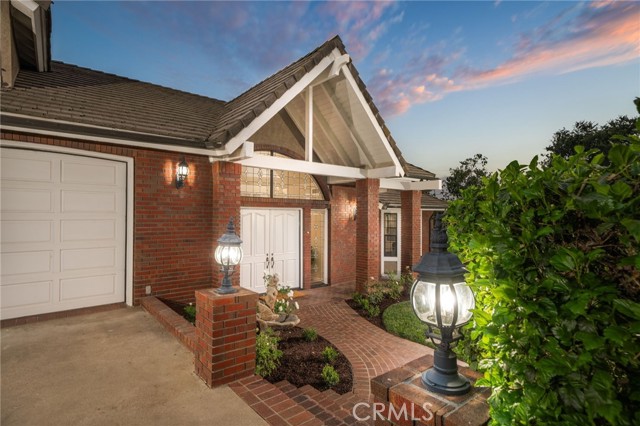 Detail Gallery Image 4 of 56 For 1187 Edinburgh Rd, San Dimas,  CA 91773 - 5 Beds | 4 Baths