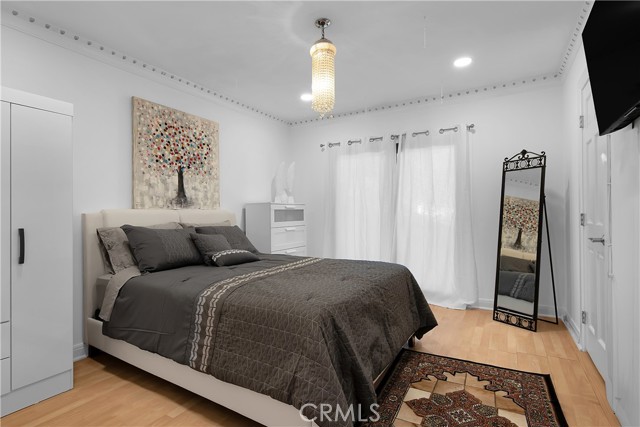 Detail Gallery Image 14 of 20 For 3701 Royal Meadow, Sherman Oaks,  CA 91403 - 4 Beds | 3 Baths