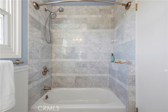 Detail Gallery Image 35 of 74 For 8615 Skyline Dr, Los Angeles,  CA 90046 - 3 Beds | 3 Baths