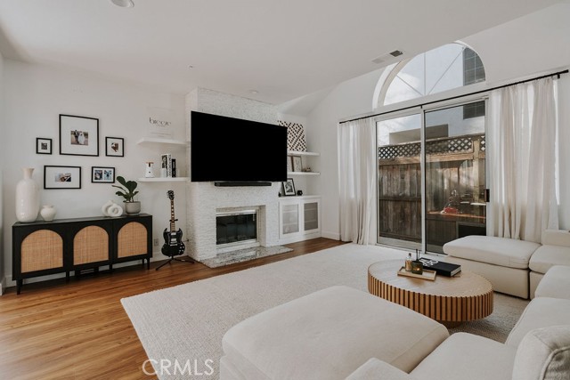 Detail Gallery Image 6 of 30 For 2682 Pala Mesa Ct, Costa Mesa,  CA 92627 - 3 Beds | 2/1 Baths