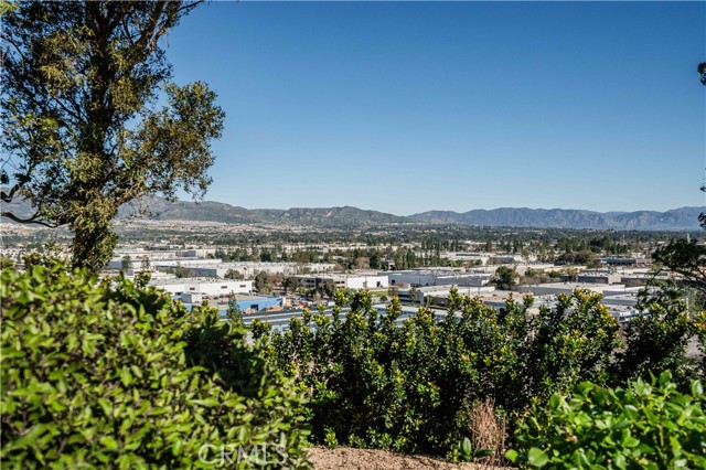 Detail Gallery Image 13 of 28 For 8982 Nevada, West Hills,  CA 91304 - 4 Beds | 2 Baths