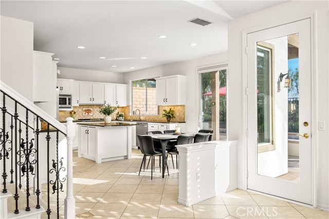 Detail Gallery Image 14 of 50 For 30 Sunswept Mesa, Aliso Viejo,  CA 92656 - 5 Beds | 3 Baths