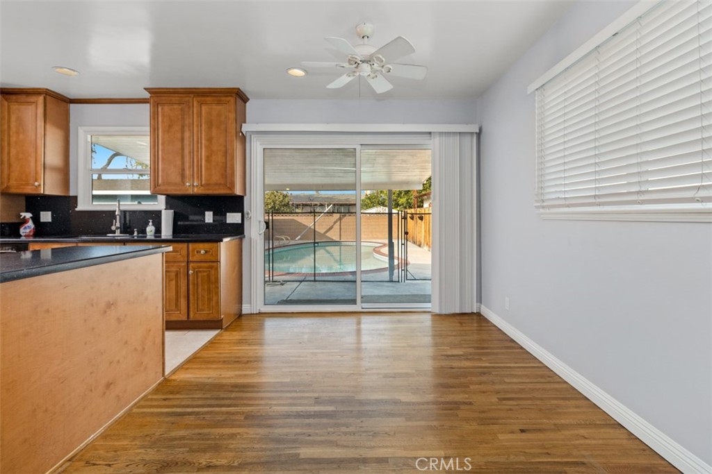 3157 W Lindacita Lane