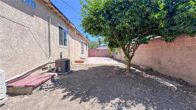 12845 Fairford Avenue, Norwalk CA: https://media.crmls.org/medias/5125033e-32a5-4509-80f0-32de45368a94.jpg