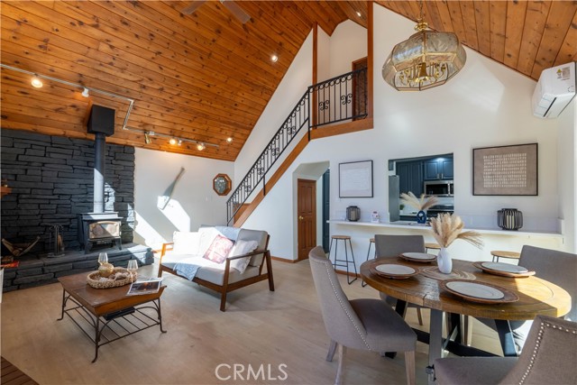 Detail Gallery Image 3 of 43 For 6301 Cedar Ave, Angelus Oaks,  CA 92305 - 2 Beds | 2 Baths