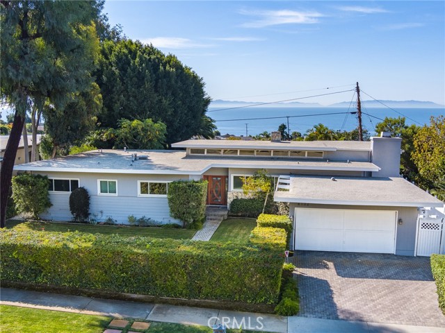 4332 Dauntless Drive, Rancho Palos Verdes, California 90275, 4 Bedrooms Bedrooms, ,3 BathroomsBathrooms,Residential,Sold,Dauntless,PV22048433