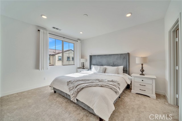 Detail Gallery Image 4 of 8 For 509 Tamarind Way #B,  West Covina,  CA 91791 - 2 Beds | 2/1 Baths
