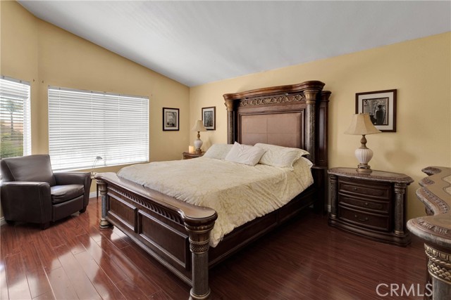 Image 13 of 26 For 40054 Oak Grove Avenue