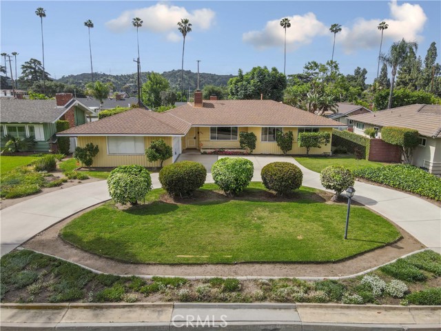 Detail Gallery Image 2 of 28 For 926 E Dalton Ave, Glendora,  CA 91741 - 3 Beds | 2 Baths