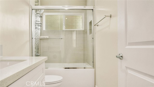 Detail Gallery Image 34 of 45 For 9237 Wakefield Ave #11,  Panorama City,  CA 91402 - 4 Beds | 3/1 Baths