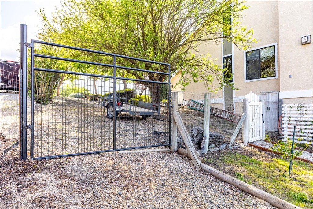 940 Walnut Drive