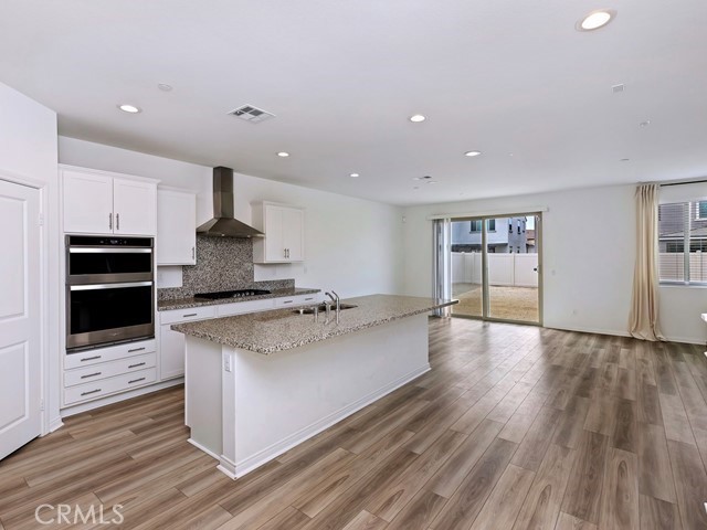 Detail Gallery Image 12 of 39 For 29553 Tulipwood St, Menifee,  CA 92584 - 5 Beds | 3 Baths