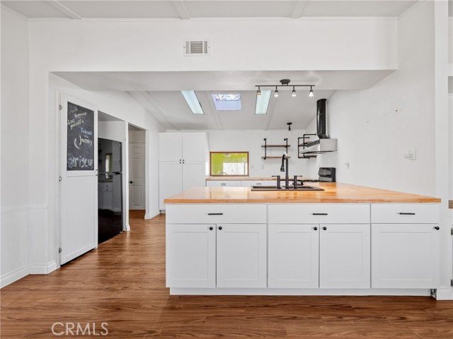 Detail Gallery Image 6 of 33 For 26525 Horizon St, Apple Valley,  CA 92308 - 4 Beds | 2 Baths
