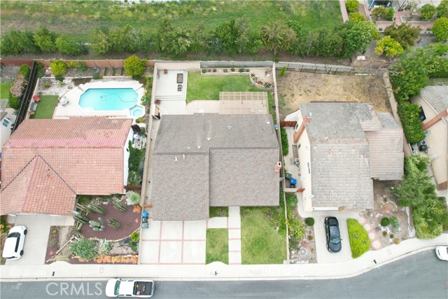 Detail Gallery Image 16 of 17 For 205 Cedar Heights Dr, Thousand Oaks,  CA 91360 - 3 Beds | 2 Baths