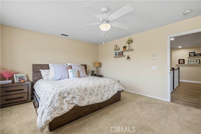 28436 Calex Drive, Valencia CA: https://media.crmls.org/medias/5128941c-bbff-4b00-b4c6-8eaaaa31ae7d.jpg