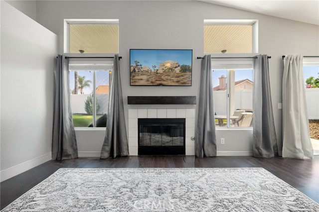 Detail Gallery Image 15 of 60 For 20152 Mapleleaf Ct, Wildomar,  CA 92595 - 3 Beds | 2 Baths