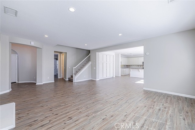 Detail Gallery Image 12 of 55 For 36425 Eveningside Dr, Palmdale,  CA 93552 - 5 Beds | 4 Baths