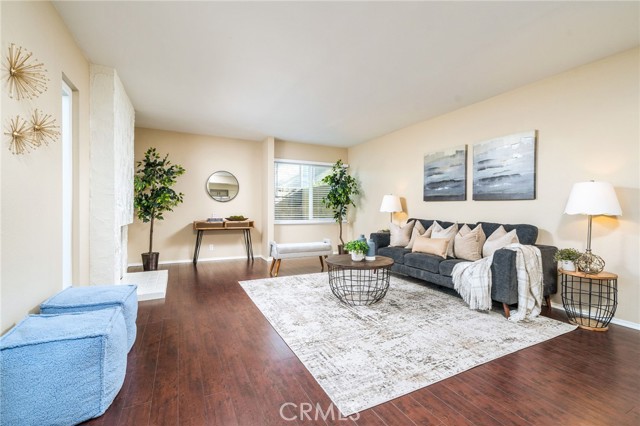 Detail Gallery Image 4 of 25 For 3652 Towne Park Cir, Pomona,  CA 91767 - 3 Beds | 2/1 Baths